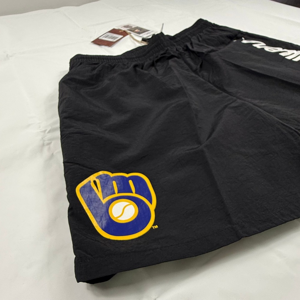 Mitchell & Ness Milwaukee Brewers Black Nylon Athletic Shorts Mens Large NWT - Picture 14 of 15